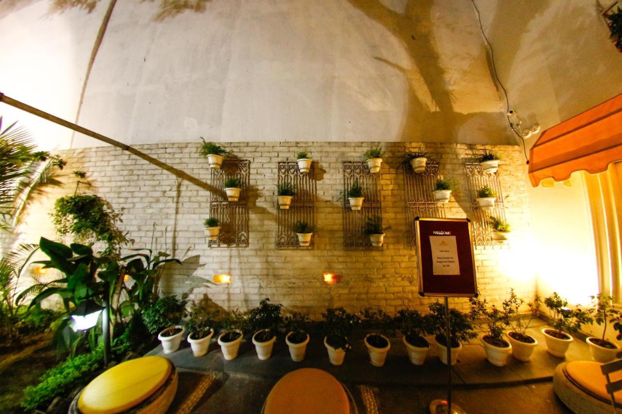 Stay Banaras - A Boutique Hotel バラナシ エクステリア 写真