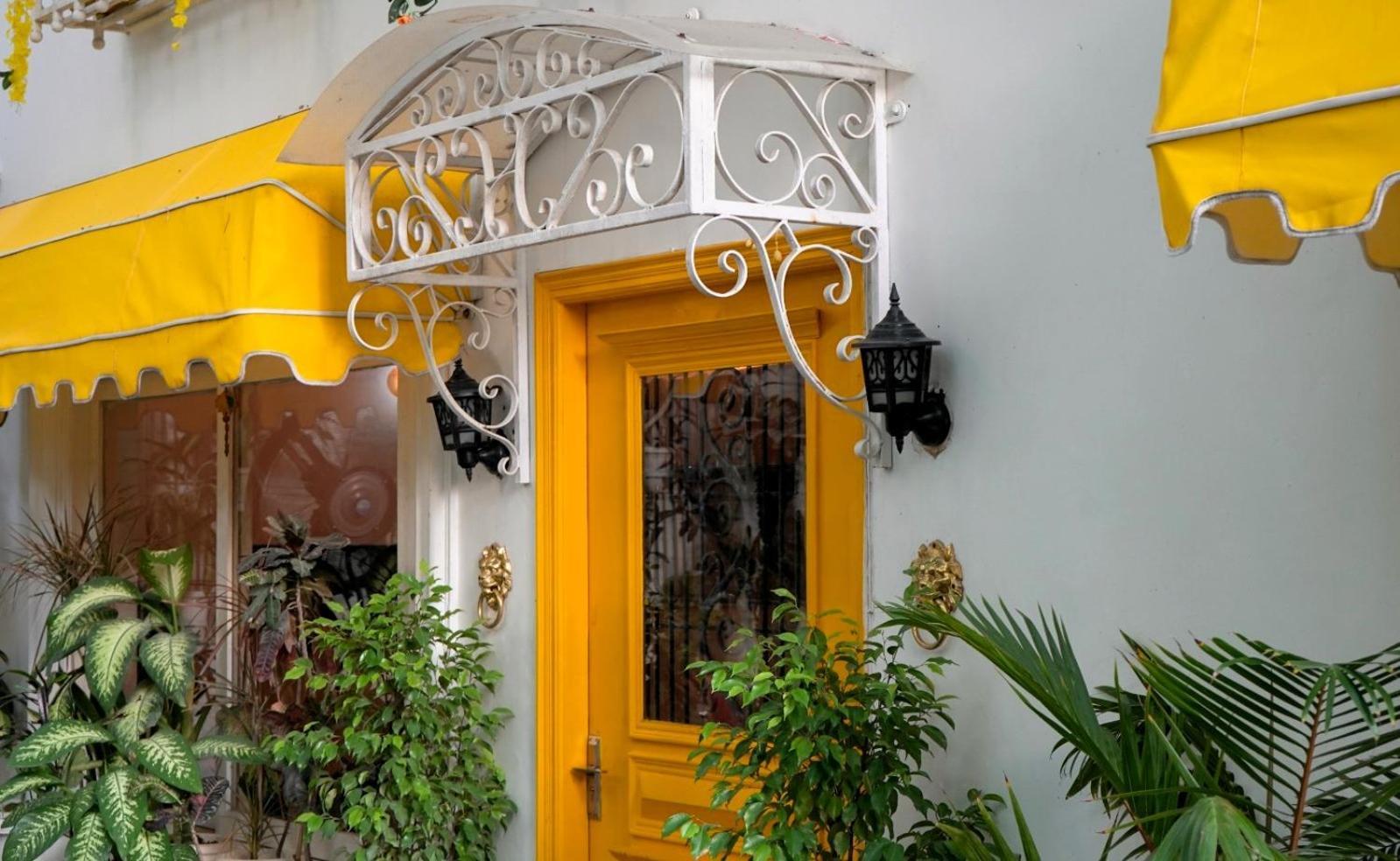 Stay Banaras - A Boutique Hotel バラナシ エクステリア 写真